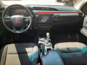 Foto 7 - Toyota Hilux Cabine Dupla Hilux 2.8 TDI SR CD Challenge 4x4 (Aut) automático