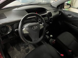 Foto 8 - Toyota Etios Hatch Etios X 1.3 (Flex) manual