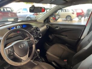 Foto 5 - Toyota Etios Hatch Etios X 1.3 (Flex) (Aut) automático