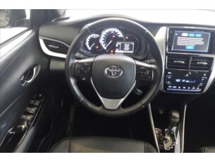 Foto 5 - Toyota Yaris Hatch Yaris 1.5 X-Way Connect CVT automático