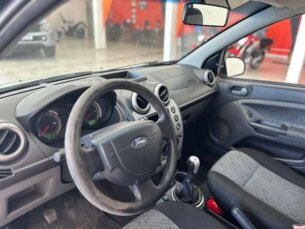 Foto 7 - Ford Fiesta Hatch Fiesta Hatch S Rocam 1.0 (Flex) manual