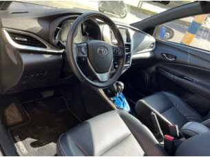 Foto 2 - Toyota Yaris Hatch Yaris 1.5 XLS CVT (Flex) automático