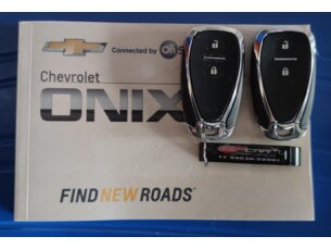 Foto 10 - Chevrolet Onix Onix 1.0 LT R7H manual