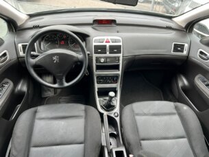 Foto 5 - Peugeot 307 307 Hatch. Presence 1.6 16V (flex) manual