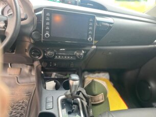 Foto 9 - Toyota Hilux Cabine Dupla Hilux CD 2.8 TDI SR 4WD (Aut) manual