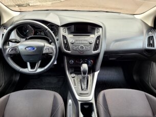 Foto 9 - Ford Focus Sedan Focus Fastback SE Plus 2.0 PowerShift automático