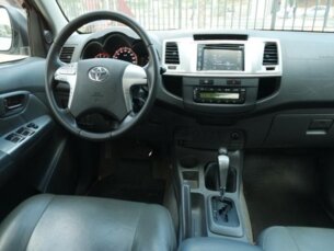 Foto 4 - Toyota Hilux Cabine Dupla Hilux 3.0 TDI 4x4 CD SRV Top (Aut) automático