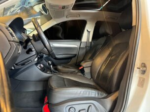 Foto 6 - Audi Q3 Q3 2.0 TFSI Ambiente S Tronic Quattro automático