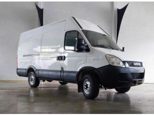 Foto 2 - Iveco Daily Daily 3.0 35S14 CD 3750 manual