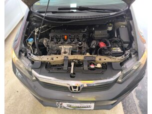 Foto 9 - Honda Civic Civic LXS 1.8 i-VTEC (Aut) (Flex) automático
