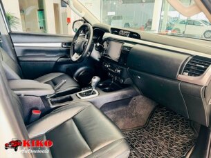 Foto 4 - Toyota Hilux Cabine Dupla Hilux 2.8 TDI CD SRV 4x4 (Aut) automático