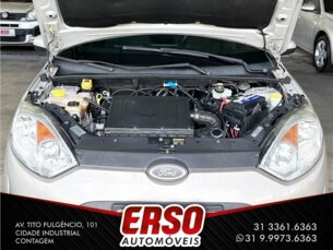 Foto 8 - Ford Fiesta Sedan Fiesta Sedan 1.6 Rocam (Flex) manual