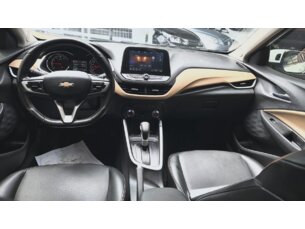 Foto 3 - Chevrolet Onix Onix 1.0 Turbo Premier (Aut) automático