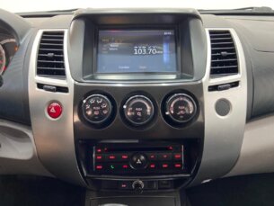 Foto 9 - Mitsubishi Pajero Pajero 3.5 V6 HPE 4WD (Aut) (Flex) automático