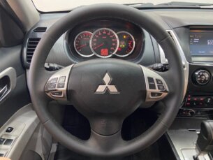 Foto 10 - Mitsubishi Pajero Pajero 3.5 V6 HPE 4WD (Aut) (Flex) automático