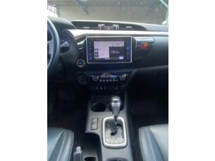 Foto 7 - Toyota Hilux Cabine Dupla Hilux 2.8 TDI SRX CD 4x4 (Aut) automático