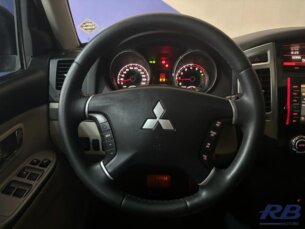 Foto 9 - Mitsubishi Pajero Pajero 3.2 DI-D HPE 4WD (Aut) automático