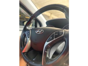 Foto 6 - Hyundai Elantra Elantra Sedan 1.8 GLS (aut) automático