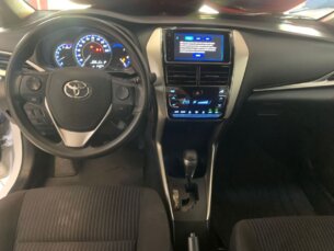 Foto 6 - Toyota Yaris Hatch Yaris 1.5 XS Connect CVT manual