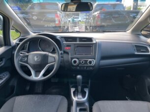 Foto 9 - Honda Fit Fit 1.5 16v LX CVT (Flex) automático