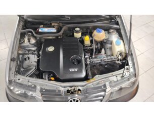 Foto 10 - Volkswagen Gol Gol Power 1.0 MI 16V manual