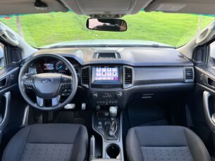 Foto 8 - Ford Ranger (Cabine Dupla) Ranger 2.2 CD XLS 4WD (Aut) automático