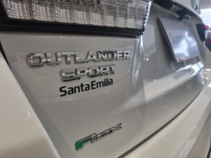 Foto 8 - Mitsubishi Outlander Sport Outlander Sport 2.0 HPE (Aut) automático