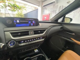 Foto 8 - Lexus UX 250h UX 250H 2.0 Luxury automático