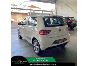 Foto 3 - Volkswagen Fox Fox 1.6 MSI Rock in Rio (Flex) manual