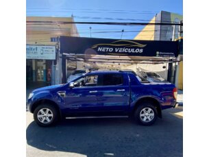Foto 9 - Ford Ranger (Cabine Dupla) Ranger 3.2 TD 4x4 CD Limited Auto automático