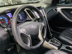 Foto 10 - Hyundai i30 I30 1.8 16V MPI (Básico+Teto) automático