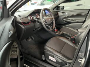 Foto 6 - Chevrolet Onix Onix 1.0 Turbo RS (Aut) automático
