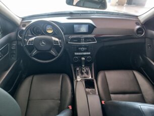 Foto 8 - Mercedes-Benz Classe C C 180 CGI Classic automático