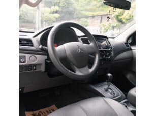Foto 9 - Mitsubishi L200 Triton L200 Triton 2.4 D GLS 4WD (Aut) automático
