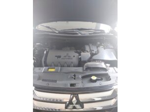 Foto 9 - Mitsubishi Outlander Outlander 2.0 Comfort Pack 7L CVT automático