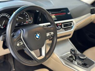 Foto 6 - BMW Série 3 330i Sport automático