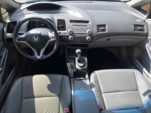 Foto 5 - Honda Civic New Civic LXL 1.8 i-VTEC (Couro) (Flex) manual