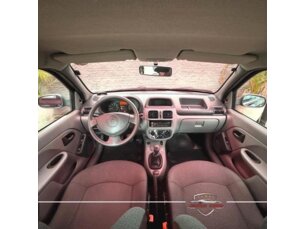 Foto 6 - Renault Clio Clio Hatch. Campus 1.0 16V (flex) 4p manual