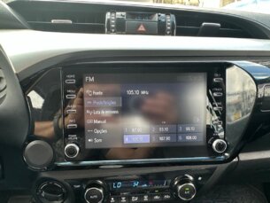 Foto 8 - Toyota Hilux Cabine Dupla Hilux 2.7 CD SR (Aut) automático