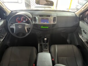 Foto 6 - Toyota Hilux Cabine Dupla Hilux 3.0 TDI 4x4 CD SRV Top (Aut) manual