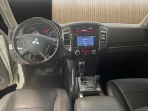 Foto 7 - Mitsubishi Pajero Full Pajero Full 3.2 DI-D 3D HPE 4WD automático