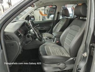 Foto 9 - Volkswagen Amarok Amarok 2.0 CD Comfortline 4Motion automático