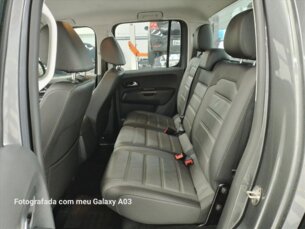 Foto 10 - Volkswagen Amarok Amarok 2.0 CD Comfortline 4Motion automático