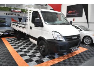 Foto 2 - Iveco Daily Daily 35S14 CS - 3000 Luxo TURBO manual