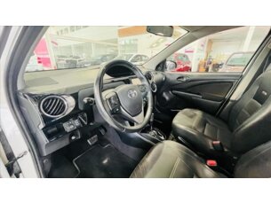 Foto 6 - Toyota Etios Hatch Etios Platinum 1.5 (Flex) (Aut) automático