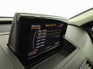Foto 8 - Audi Q3 Q3 1.4 TFSI Attraction S Tronic (Flex) manual