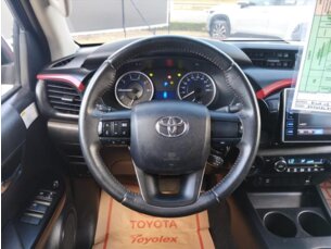 Foto 10 - Toyota Hilux Cabine Dupla Hilux 2.8 TDI SR CD Challenge 4x4 (Aut) automático