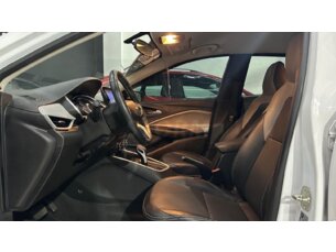 Foto 10 - Chevrolet Onix Onix 1.0 Turbo Premier (Aut) automático