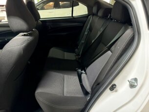 Foto 8 - Toyota Yaris Hatch Yaris 1.5 XL CVT automático
