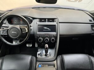 Foto 5 - Jaguar E-PACE E-PACE 2.0 P300 R-Dynamic SE 4WD automático
